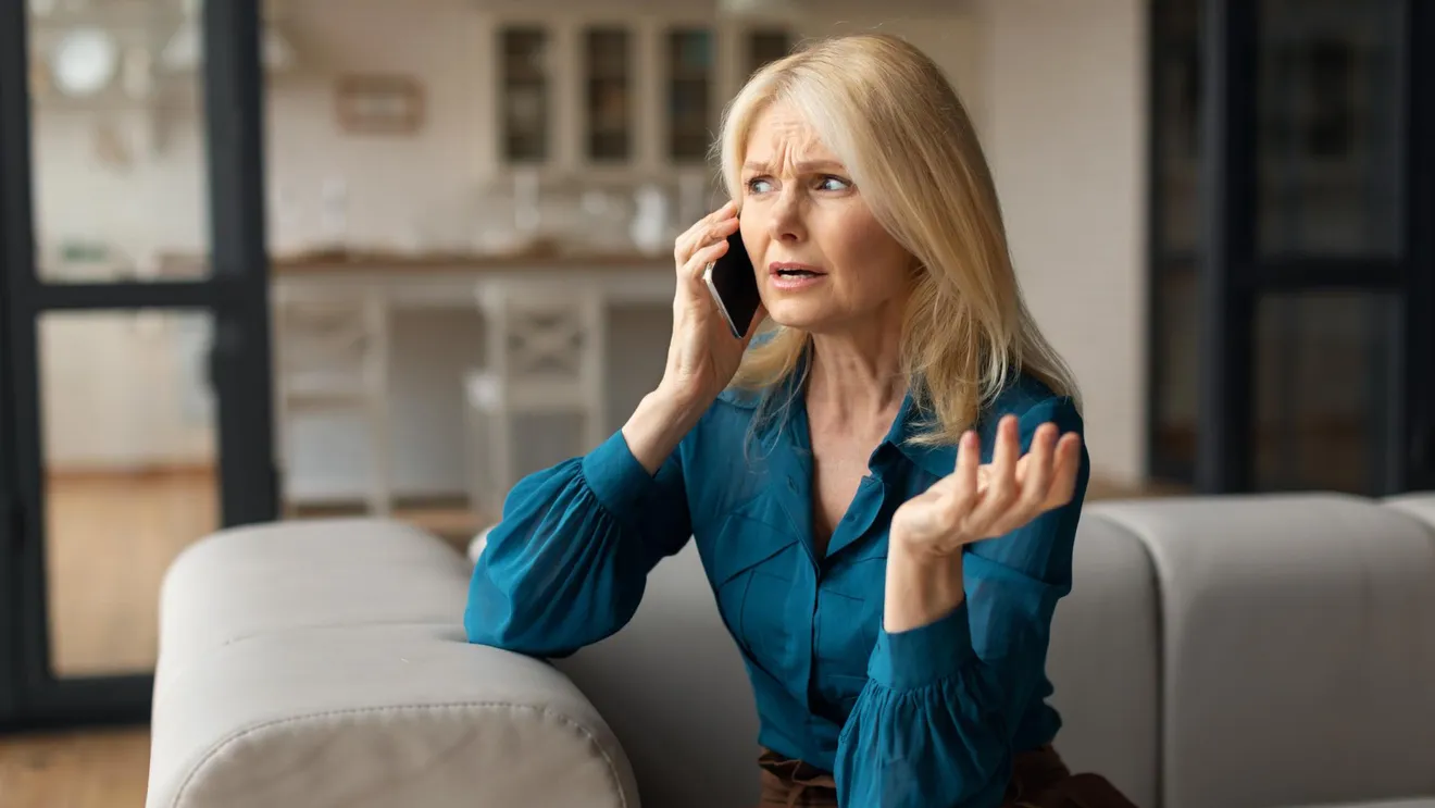 С 11 августа Министерство образования открывает консультационную «горячую линию». Есть вопросы - звоните!