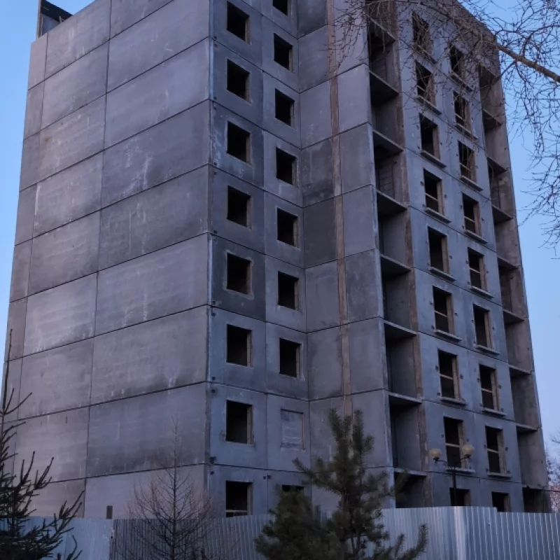 Дом возле Туриста. Уже 9 этажей