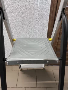 Стремянка на 4 ступеньки