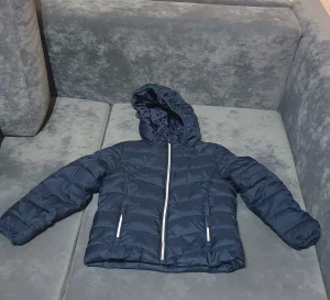 Куртка для девочки фирмы ''MODIS'' на рост 122-128 см
