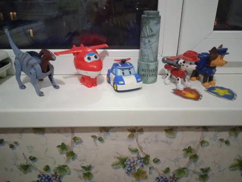 Игрушки