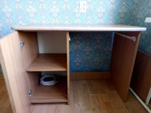 Стол компьютерный