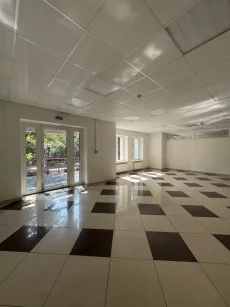 Помещение 65м2