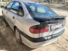 Renault Laguna 550$