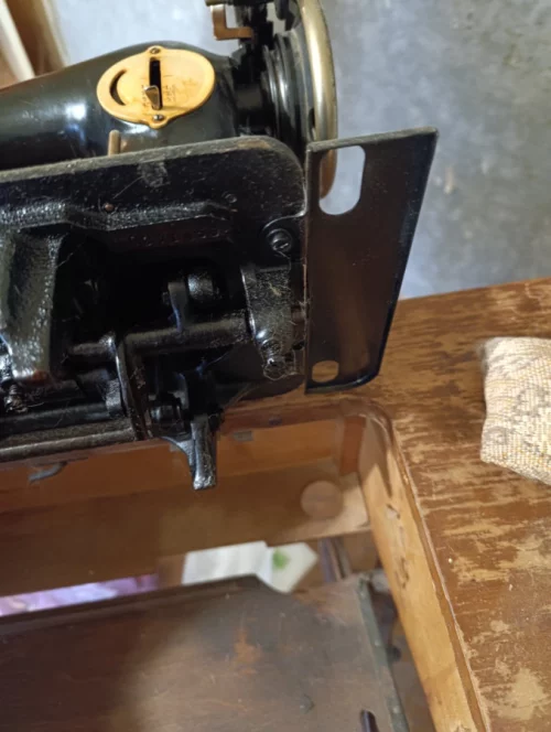 Машинка швейная