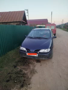 Рено Меган сценик