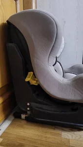 Детское кресло