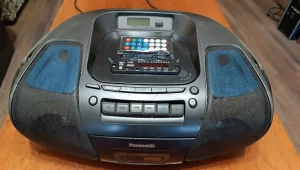 Магнитолу Panasonic