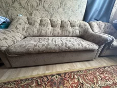 Диван с креслом
