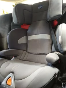 Автокресло детское Chicco 15-36 кг