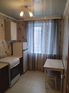 1но комнатная квартира на длительный срок