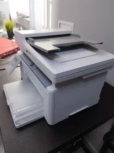 Лазерный МФУ HP M134fn с автоматическим сканером