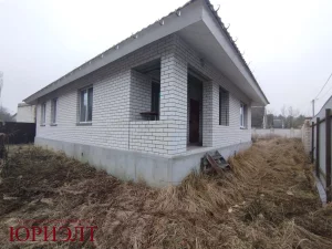 Новый кирпичный дом (НЗКС) по ул. Лесопарковой, Бобруйск (р-н Еловики)