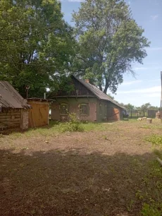 Участок с домом в жилой деревне Ясень-Каменка