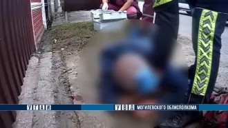 Бобруйские госавтоинспекторы спасли мужчину, потерявшего сознание на улице Гоголя