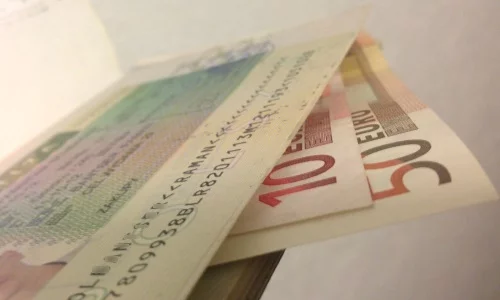 Получить визу легко