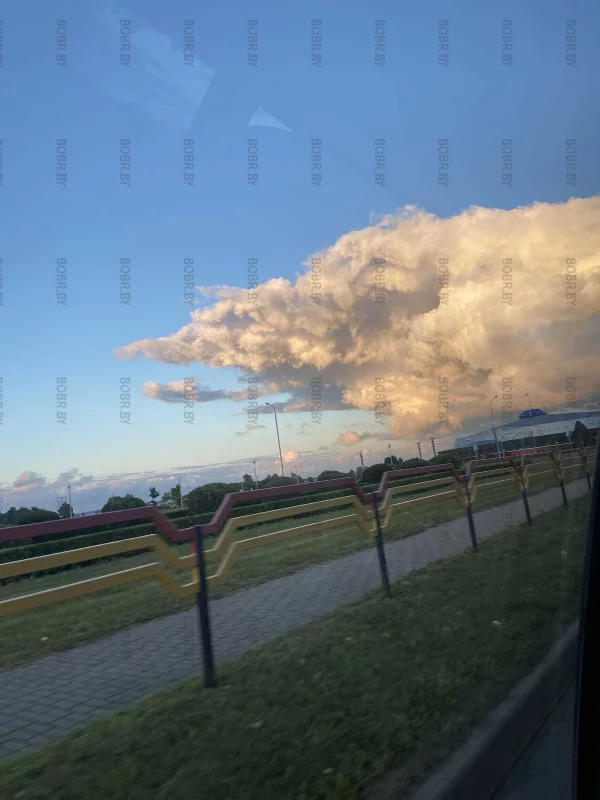 Ледовый в закатных красках