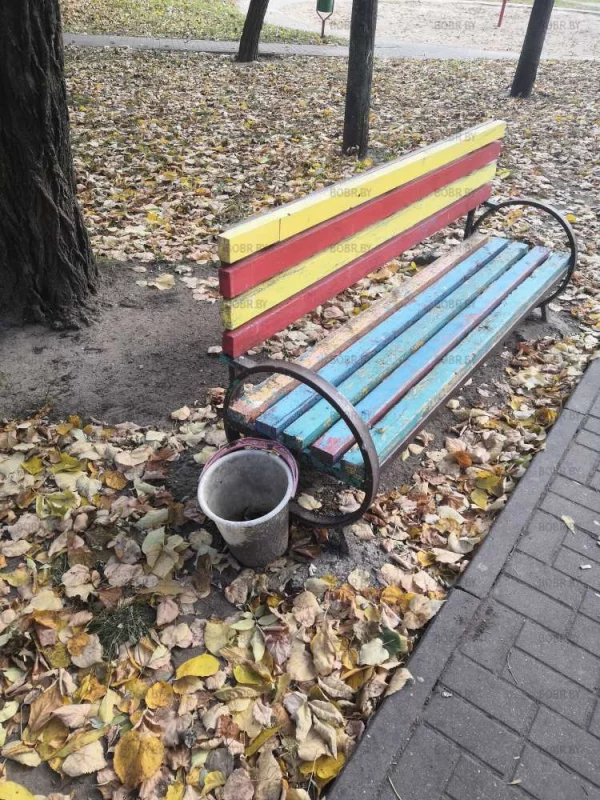 На нормальную мусорку денег не хватило