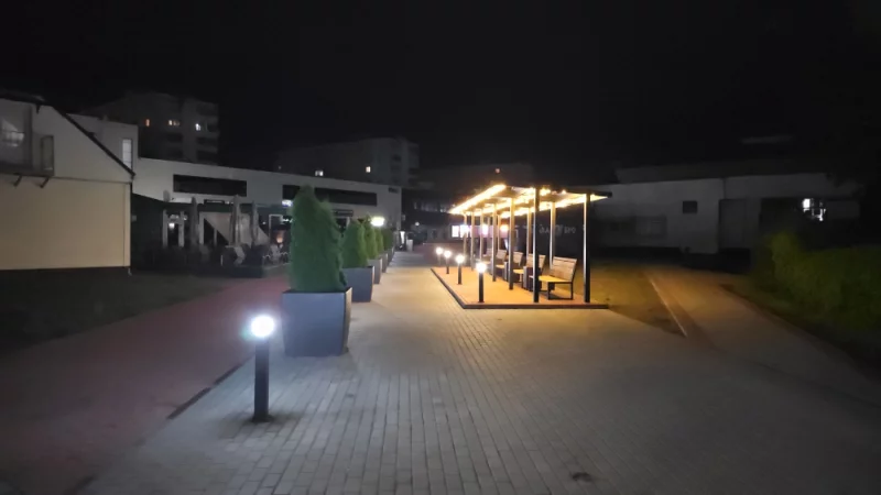 Новая лаундж зона ночью