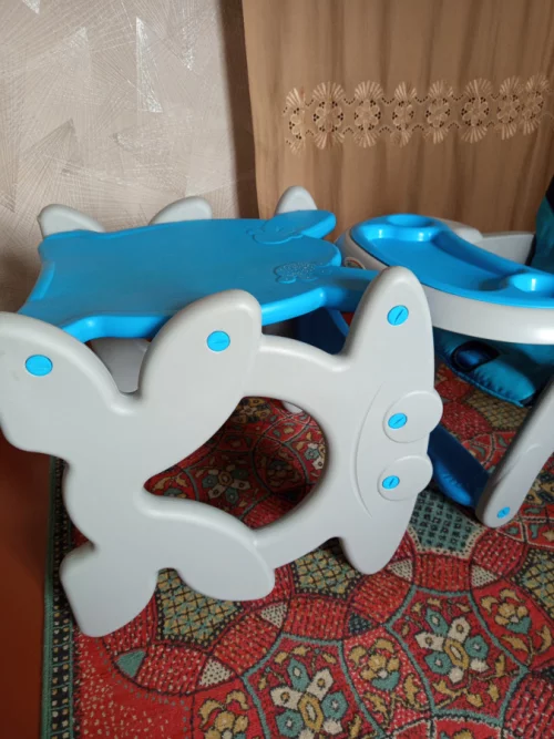 Детский столик