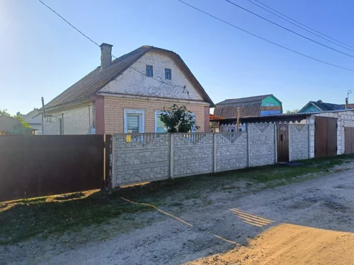 Дом с газом по пер. Цветочный. Цена снижена