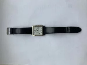 Продам часы.