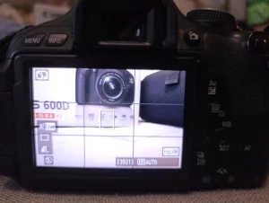 Зеркальный фотоаппарат Canon 600D