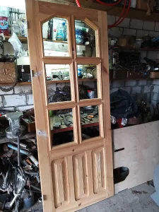 Дверь филенчатая