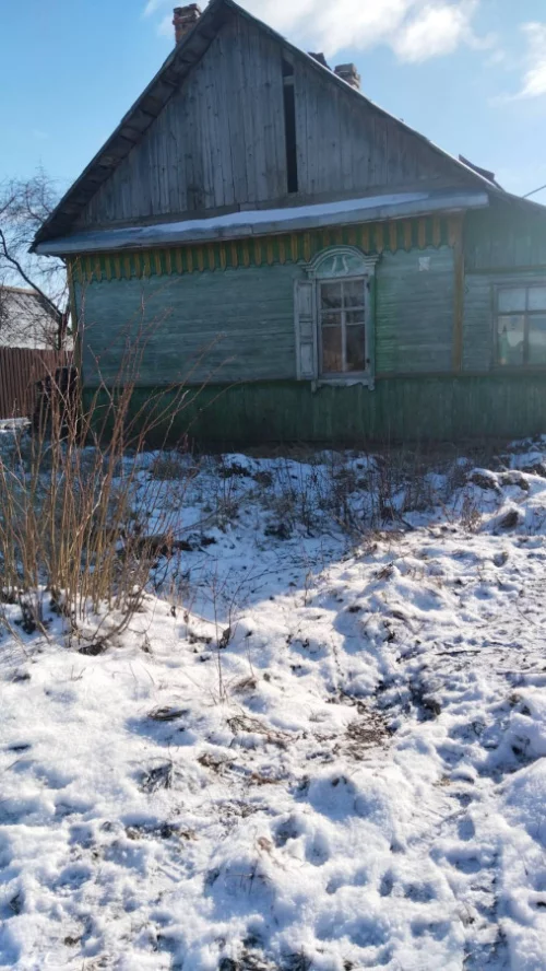 Отдам старый дом на разборку бревен