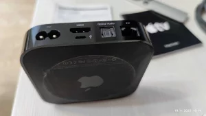 Смарт-приставка Apple TV (3-е поколение)