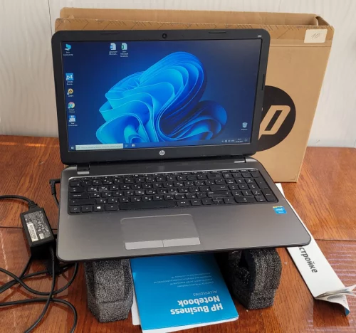 Ноутбук HP 250 G3