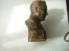 Антиквариат-редкий бюст писателя. 1956г