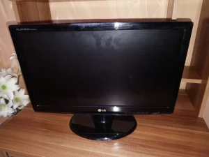 Монитор LG 21.5