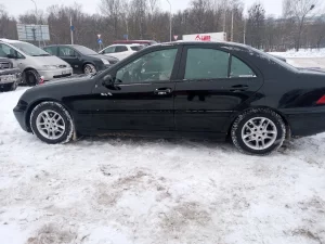 Mercedes Benz C200 2.0 6-МКПП 2002 г/в