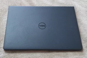 Ноутбук DELL