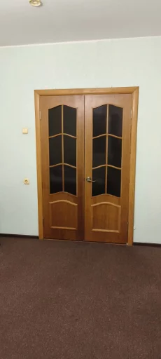 1-комнатную квартиру на длительный срок