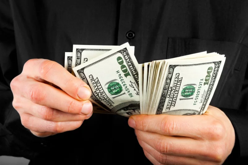 Доллар резко дорожает