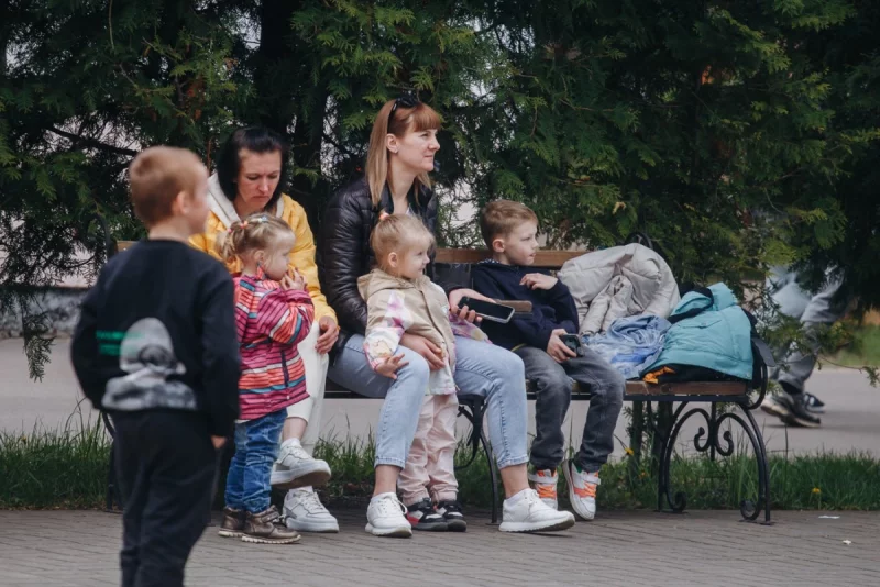В Минтруда рассказали, на какие пенсионные гарантии могут рассчитывать многодетные родители