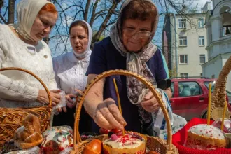 Расписание пасхальных богослужений и график освящения куличей в храмах Бобруйска