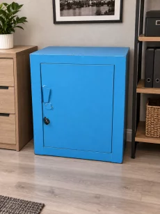 Сейф металлический 170руб
