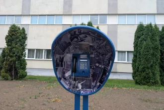 Таксофон вернулся на ул. Советскую. Но с него не позвонить
