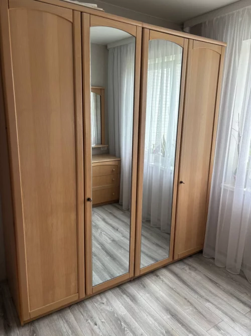 Продам спальню