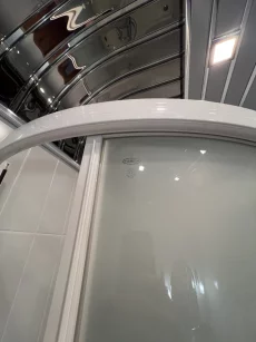 Дешево продам душевое ограждение &quot;Kabi&quot; 80 см