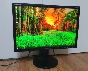 Монитор 24" 1920х1200