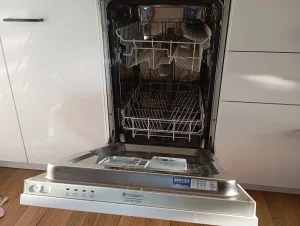 Посудомоечная машина Ariston