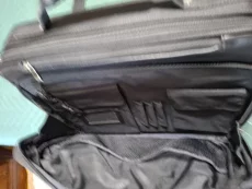 Сумку для ноутбука