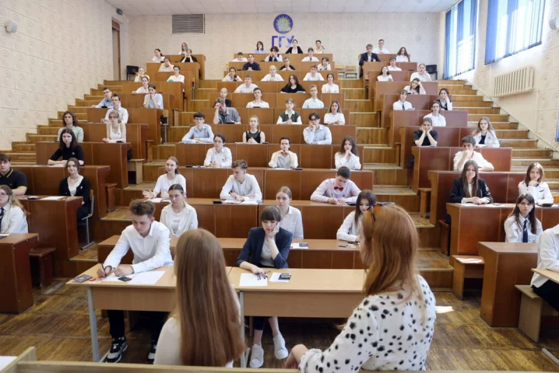 Первый этап репетиционного тестирования: итоги и какие предметы выбирают для сдачи абитуриенты