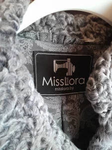 Шуба натуральная (коза, писец) 48 размер. ПОЧТИ НОВАЯ!