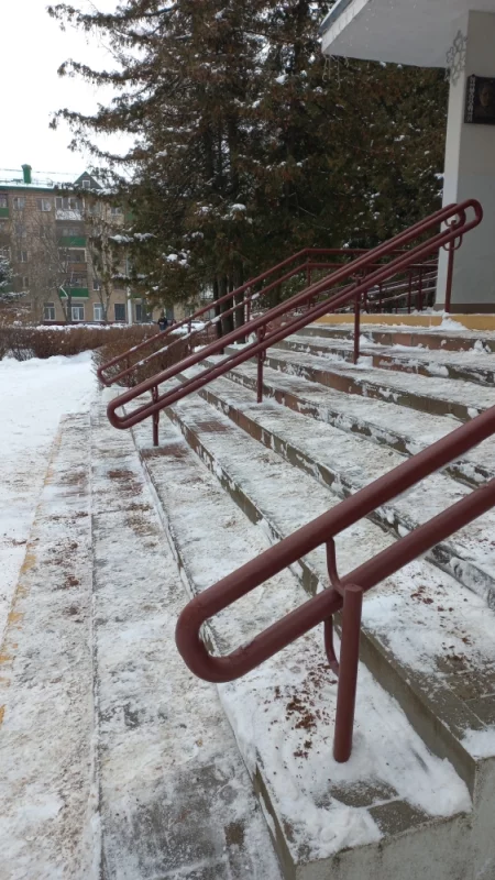 Мини перила, для мини колледжа?