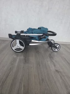 Коляска прогулочная Carello Vista